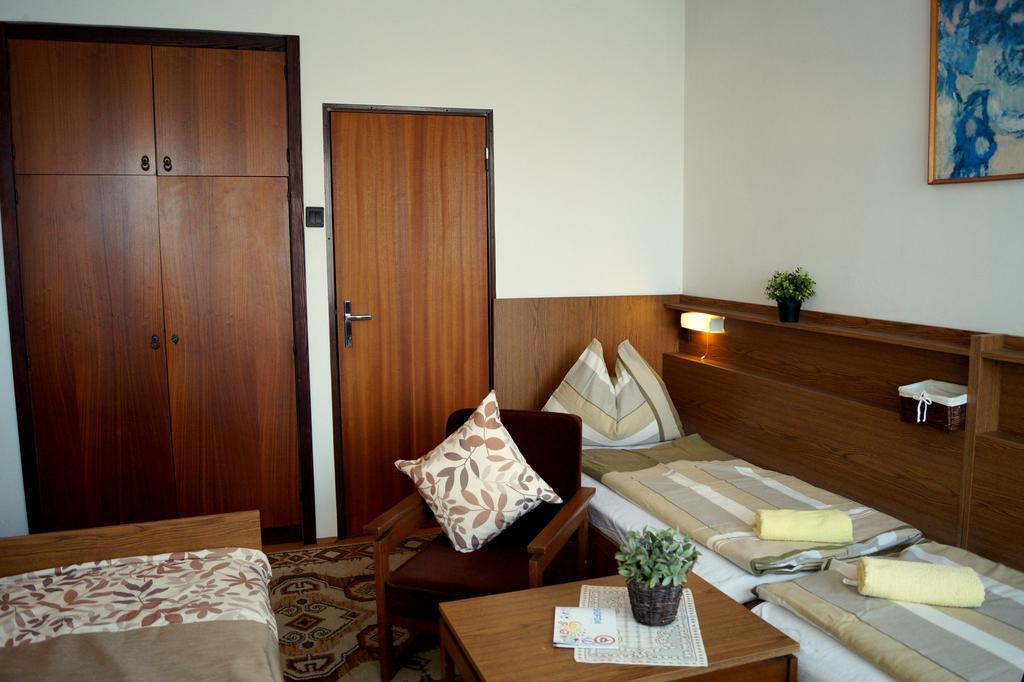 Sophie'S Guesthouse Siófok Buitenkant foto